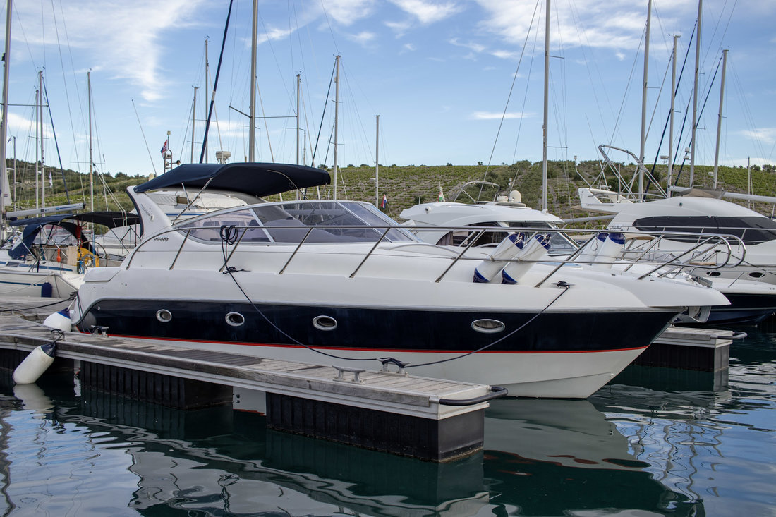 Sessa Oyster 35 Innenansicht