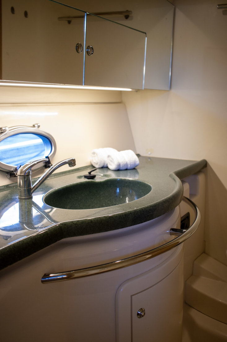 Sessa Oyster 35 Innenansicht