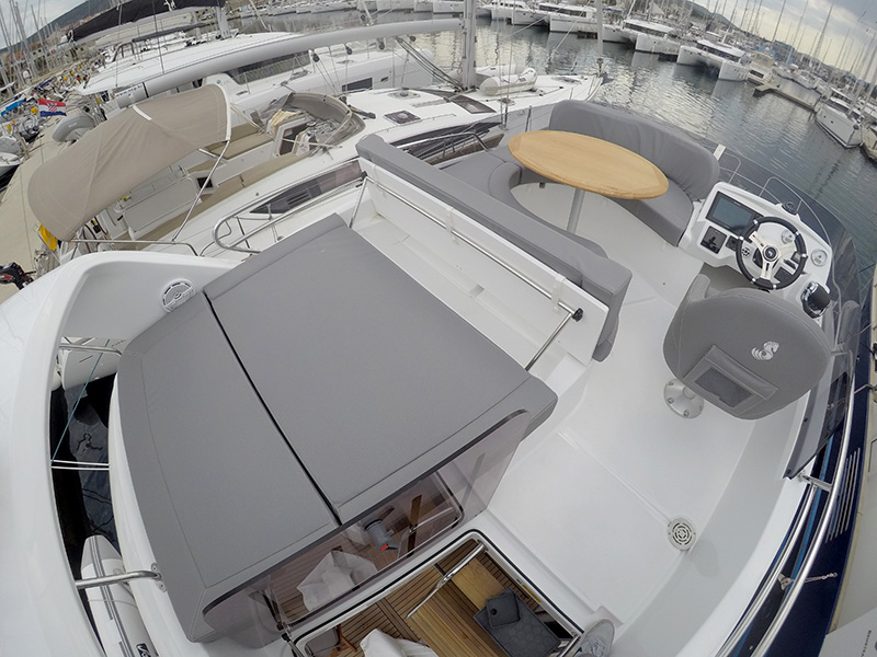 Antares 36 Innenansicht