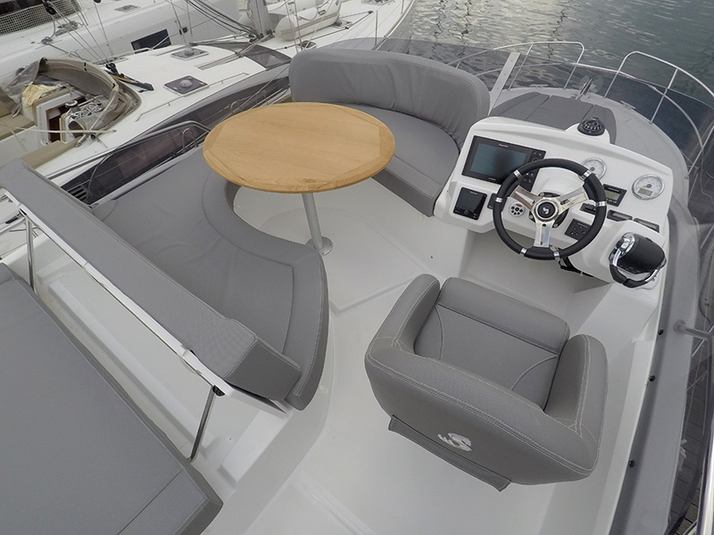 Antares 36 Innenansicht