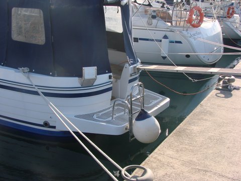 Adria Vektor 1002 Innenansicht