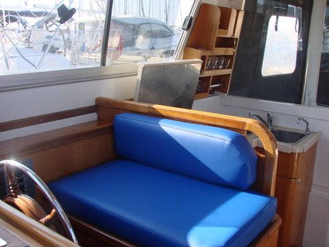 Adria Vektor 1002 Innenansicht