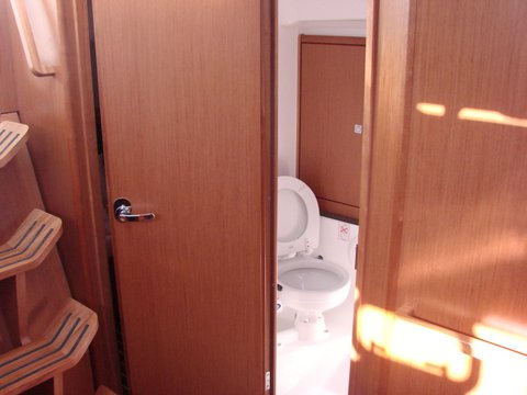 Bavaria 37 Cruiser Innenansicht