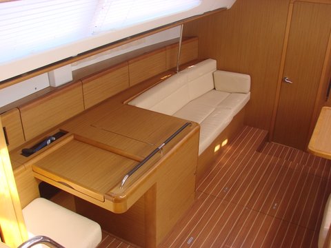 Sun Odyssey 50 DS Innenansicht