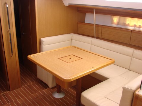 Sun Odyssey 50 DS Innenansicht