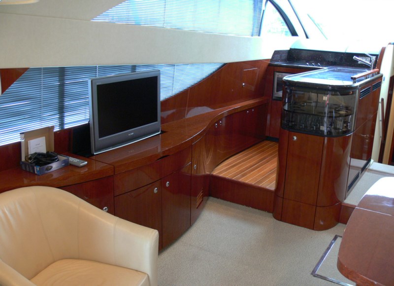 Fairline Phantom 50 Innenansicht