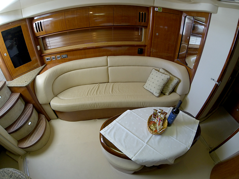 Sea Ray 455 Innenansicht