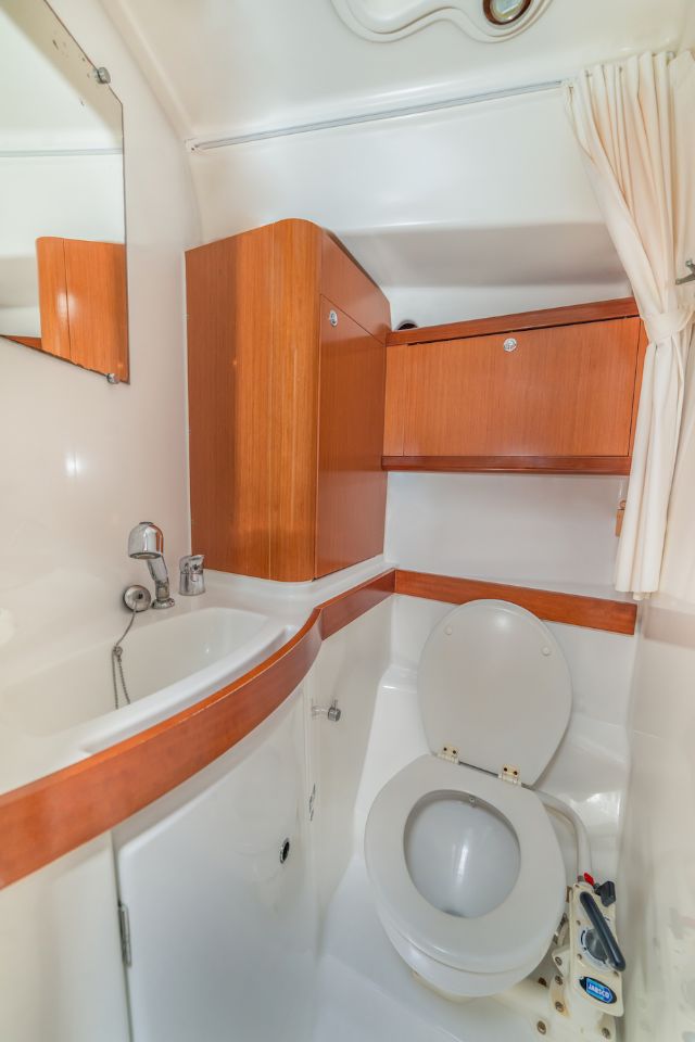 Oceanis 40 Innenansicht