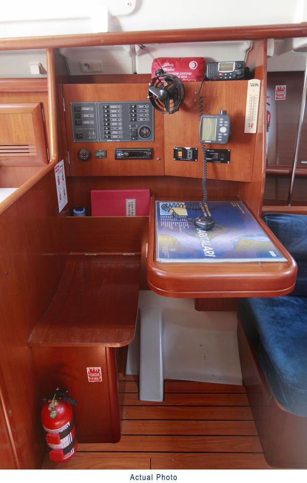 Oceanis Clipper 373 Innenansicht