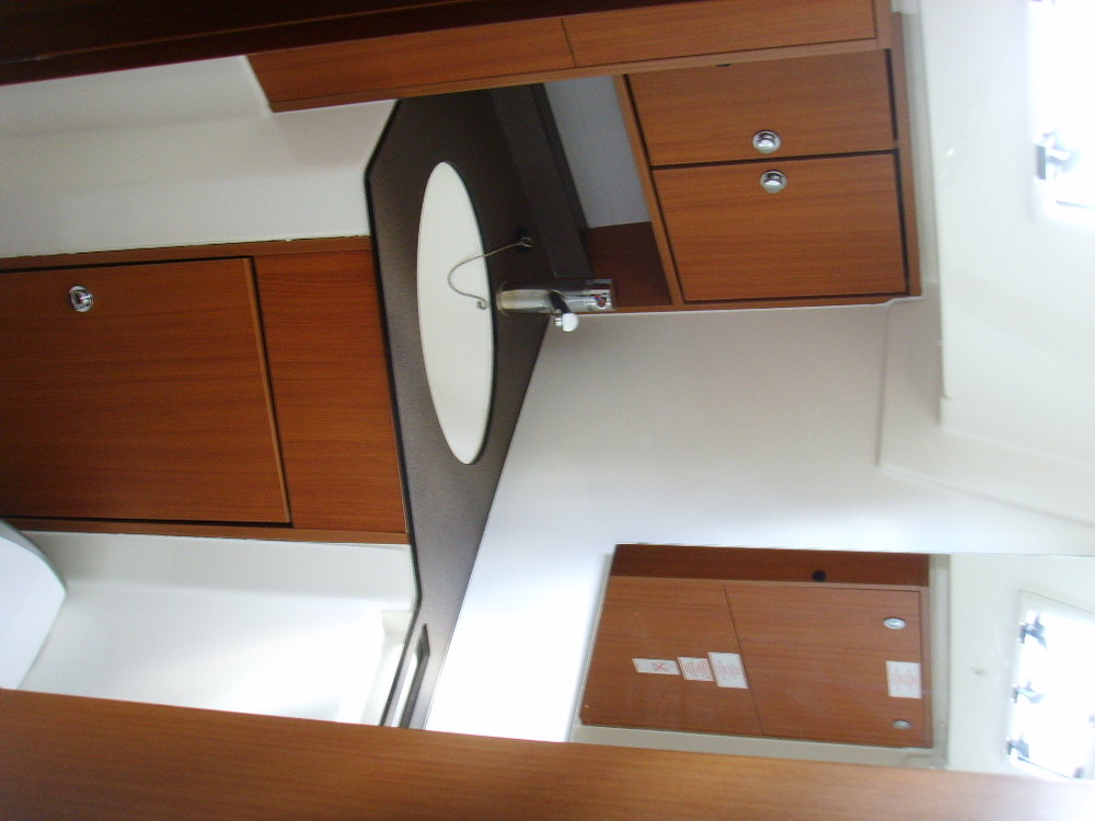 Bavaria Cruiser 45 Alma Innenansicht