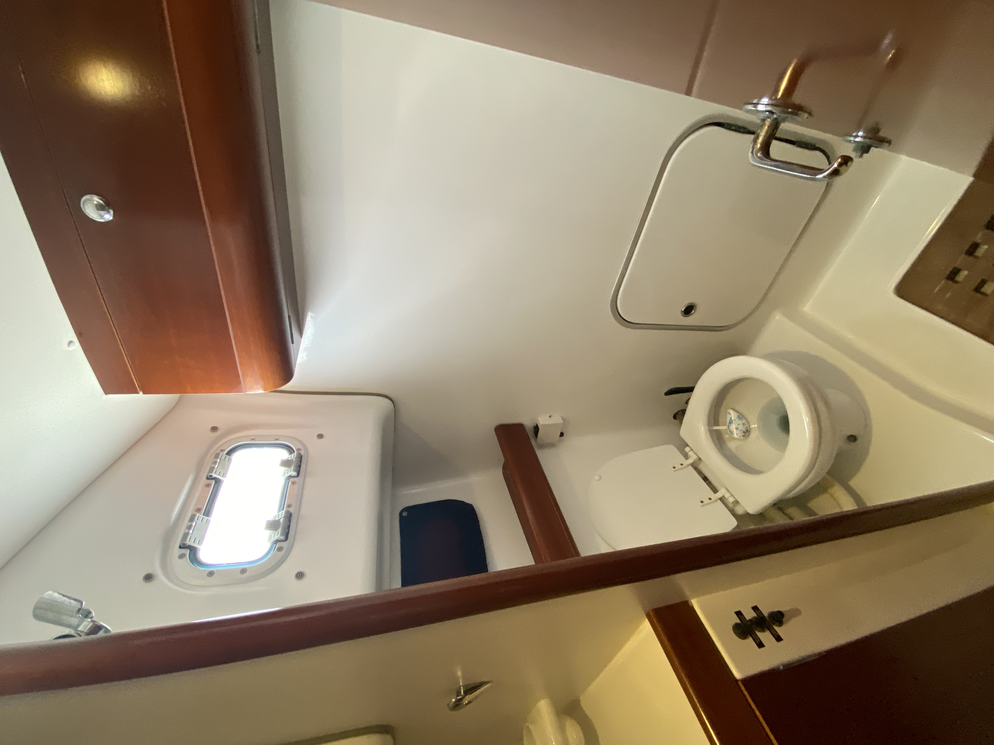 Antares 10.80 Innenansicht