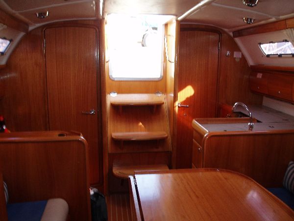 Bavaria 32 Cruiser Innenansicht