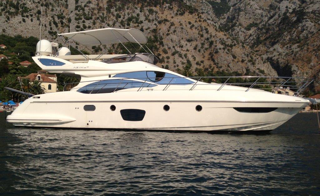 Azimut 47 Fly Innenansicht