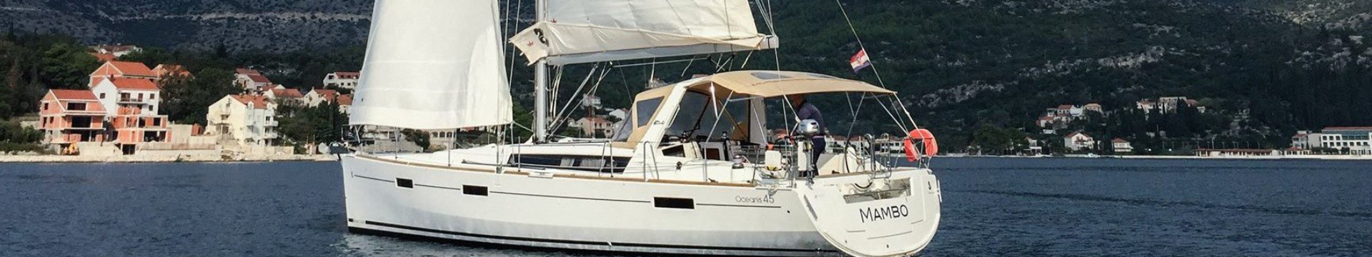 Oceanis 45 Außenansicht