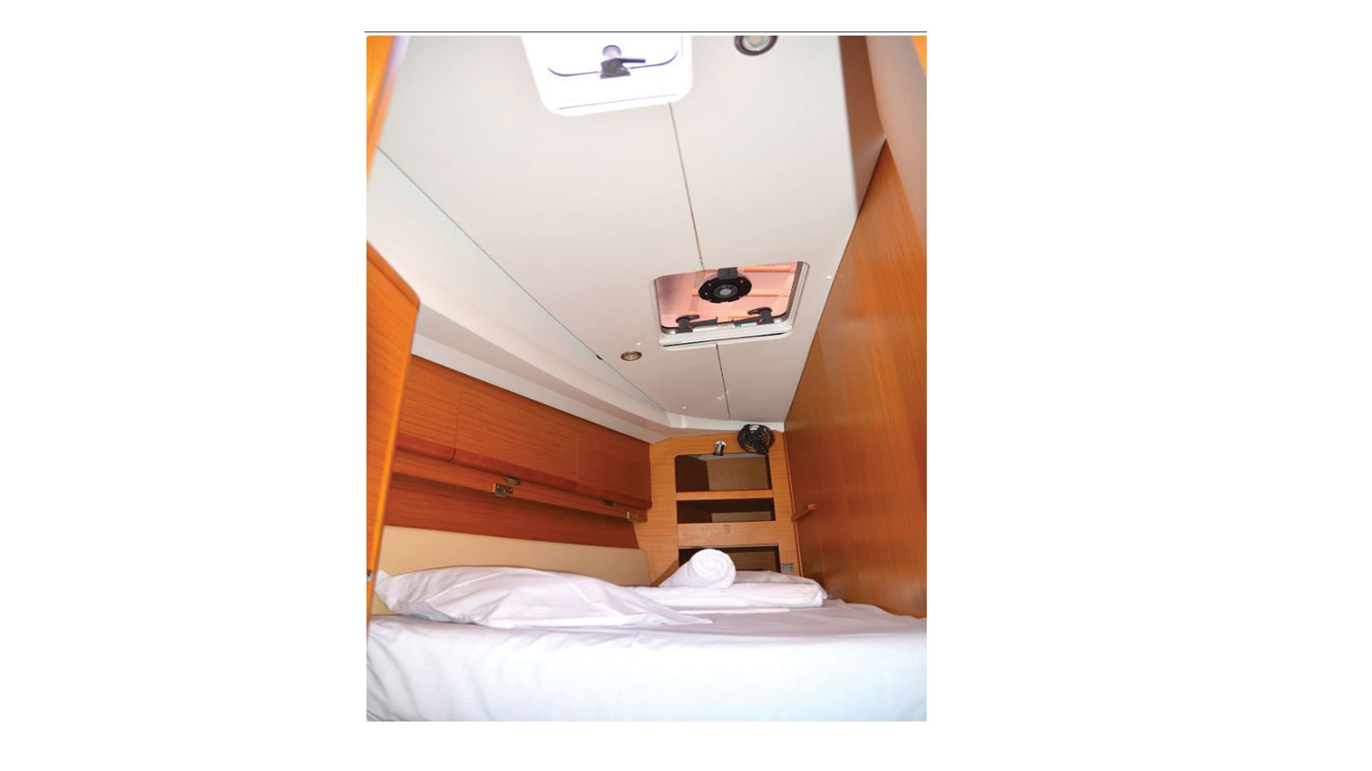 Sun Odyssey 44i Innenansicht