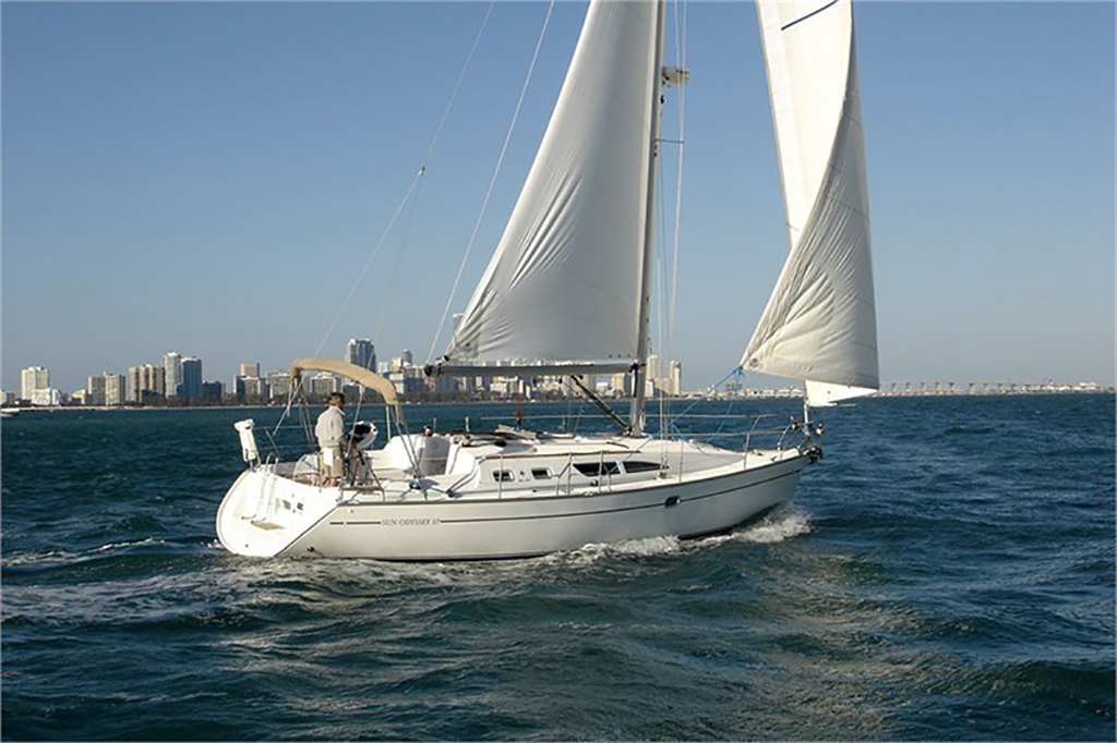 Sun Odyssey 37 Innenansicht