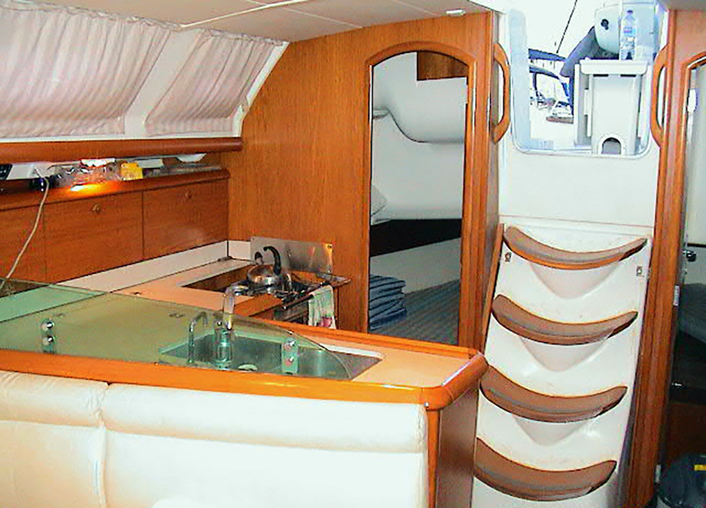Sun Odyssey 37 Innenansicht