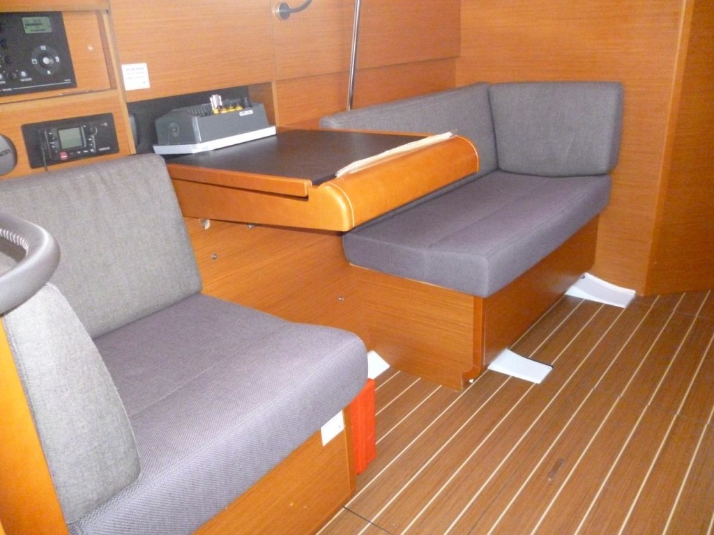 Sun Odyssey 439 Innenansicht