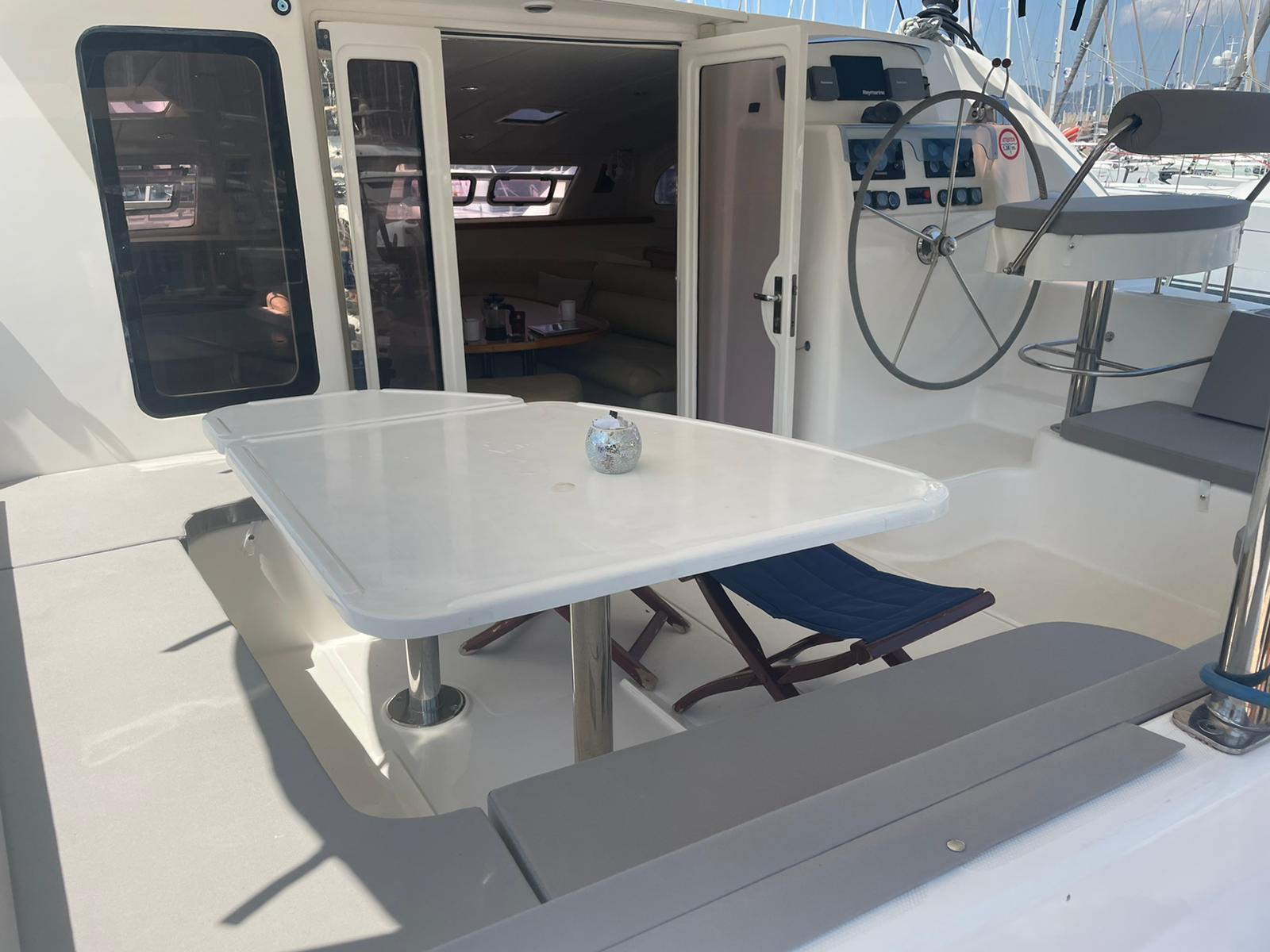 Leopard 4300 Innenansicht