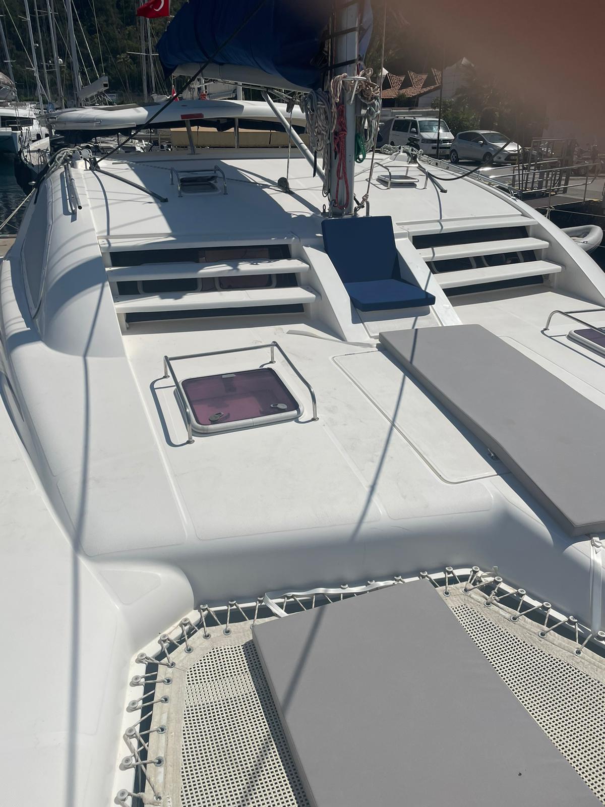 Leopard 4300 Innenansicht