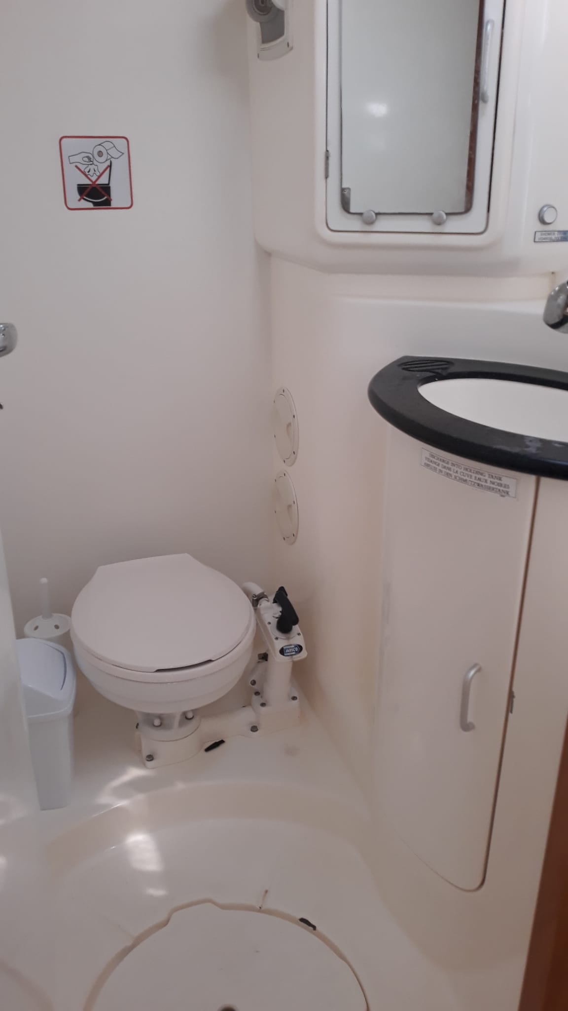 Leopard 4300 Innenansicht