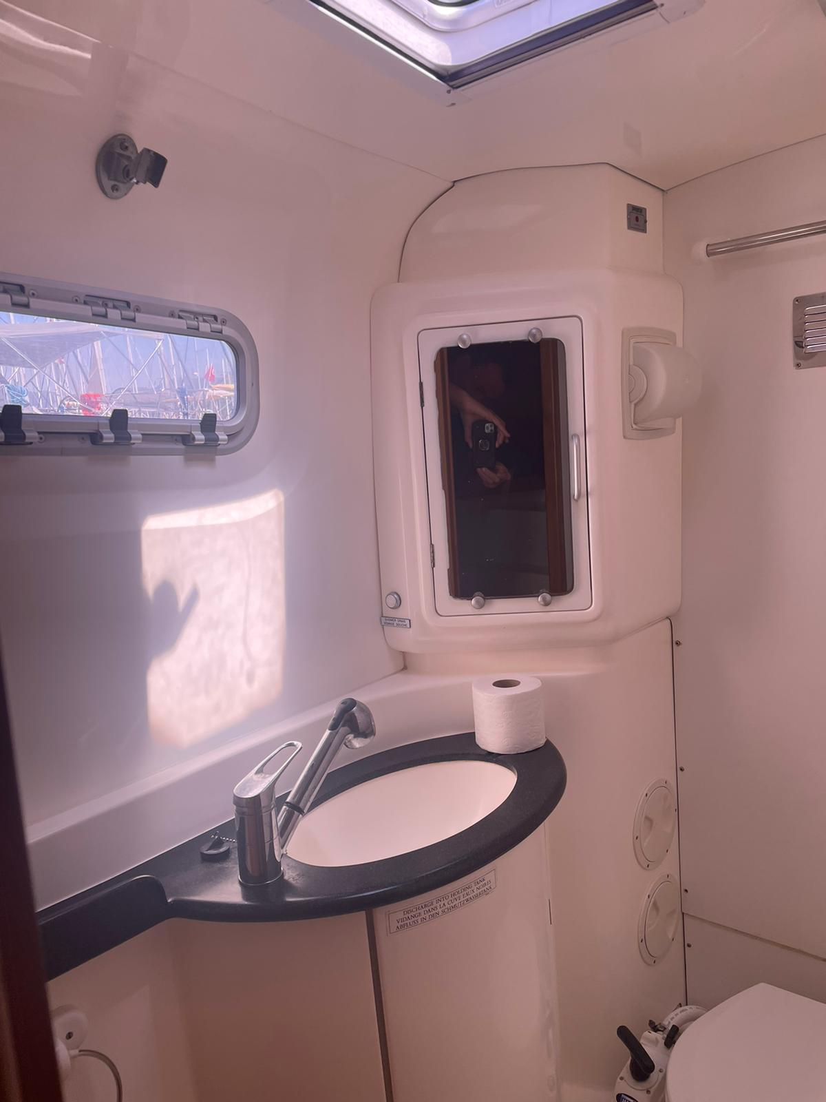 Leopard 4300 Innenansicht