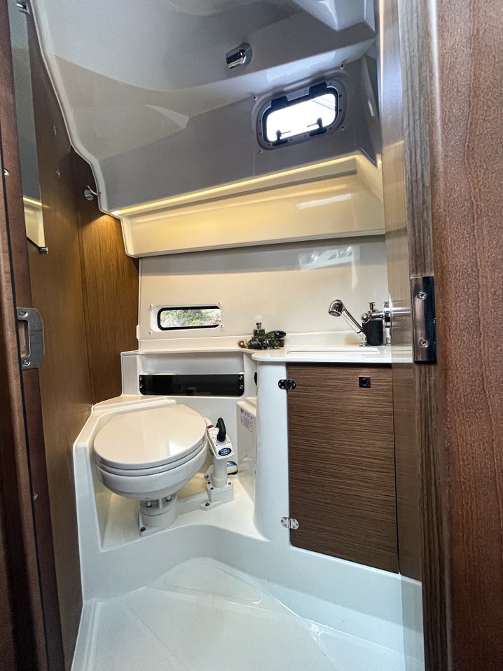 Antares 9 OB Innenansicht