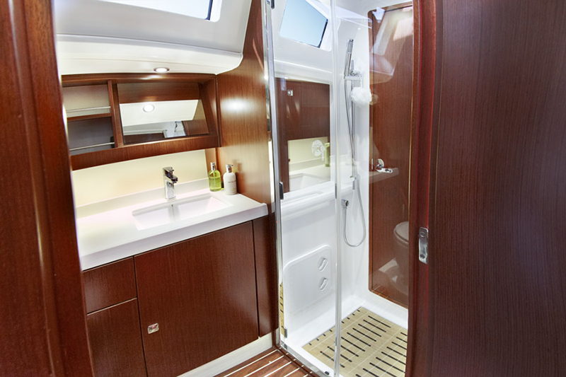 Bavaria Vision 46 Innenansicht