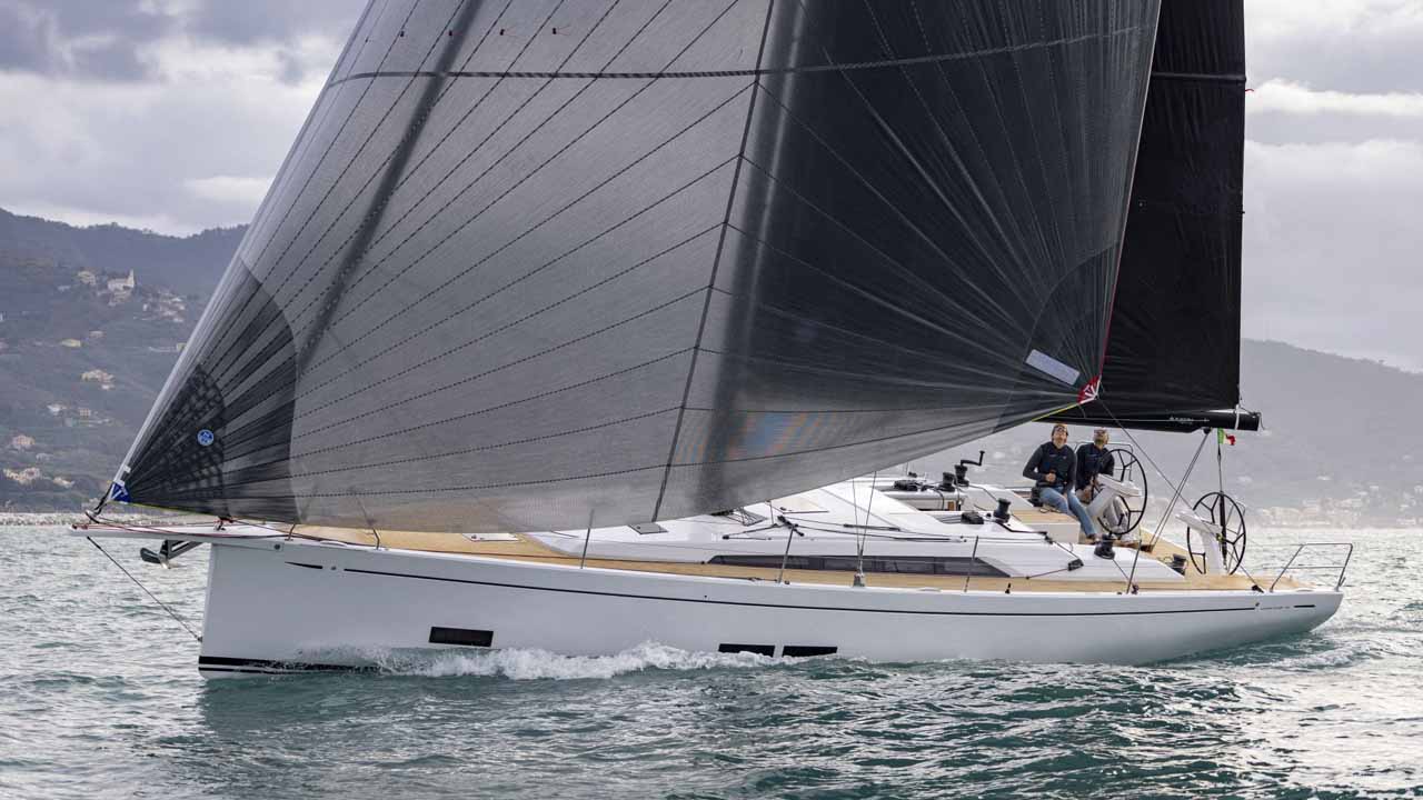 Grand Soleil 44 R Innenansicht