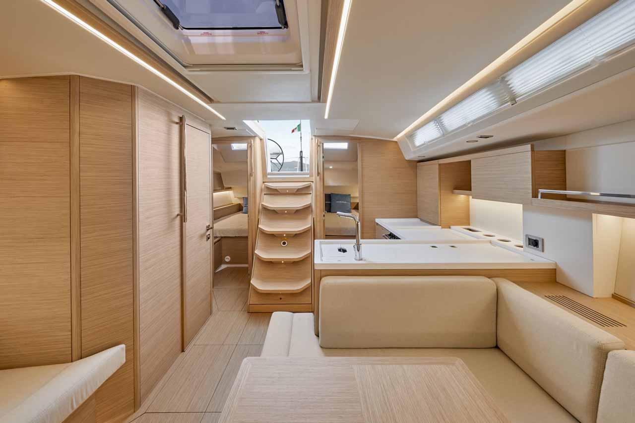 Grand Soleil 44 R Innenansicht