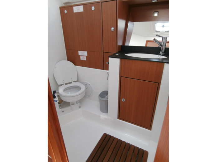 Bavaria Cruiser 40 Innenansicht