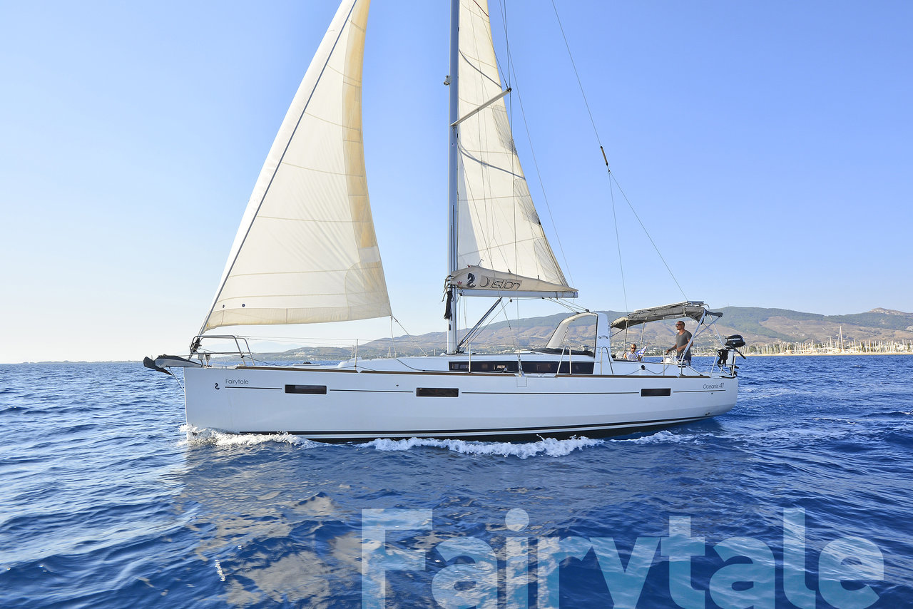 Oceanis 41 (3 Kabinen, 2 B&auml;der) Top Bild