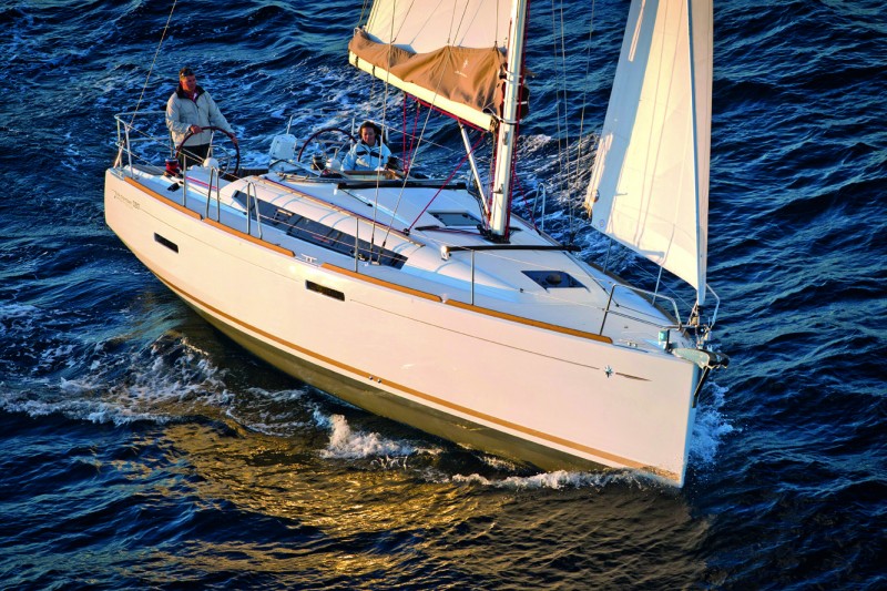 Sun Odyssey 389 Top Bild