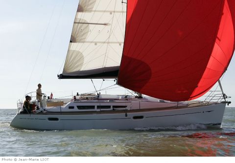 Sun Odyssey 42i Innenansicht