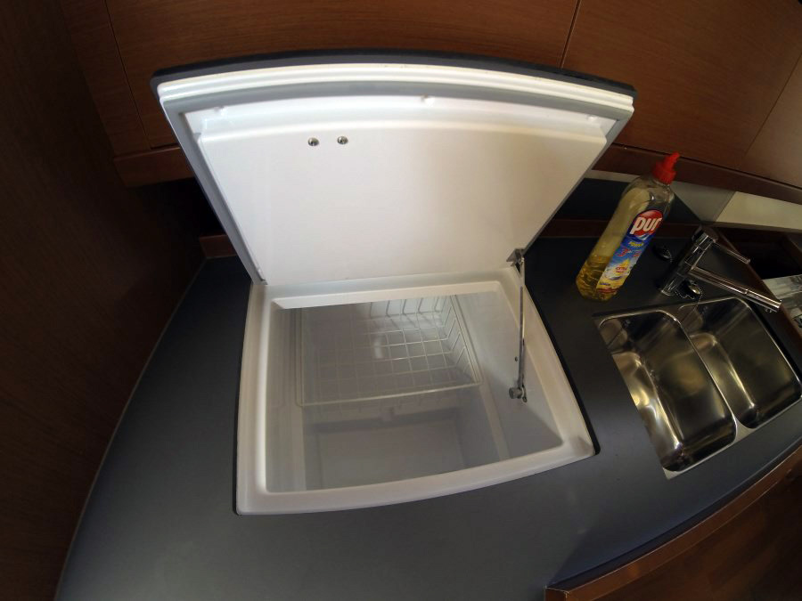 Oceanis 45 Innenansicht