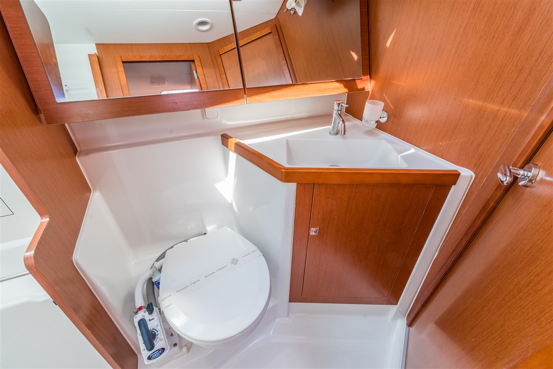 Oceanis 41 Innenansicht