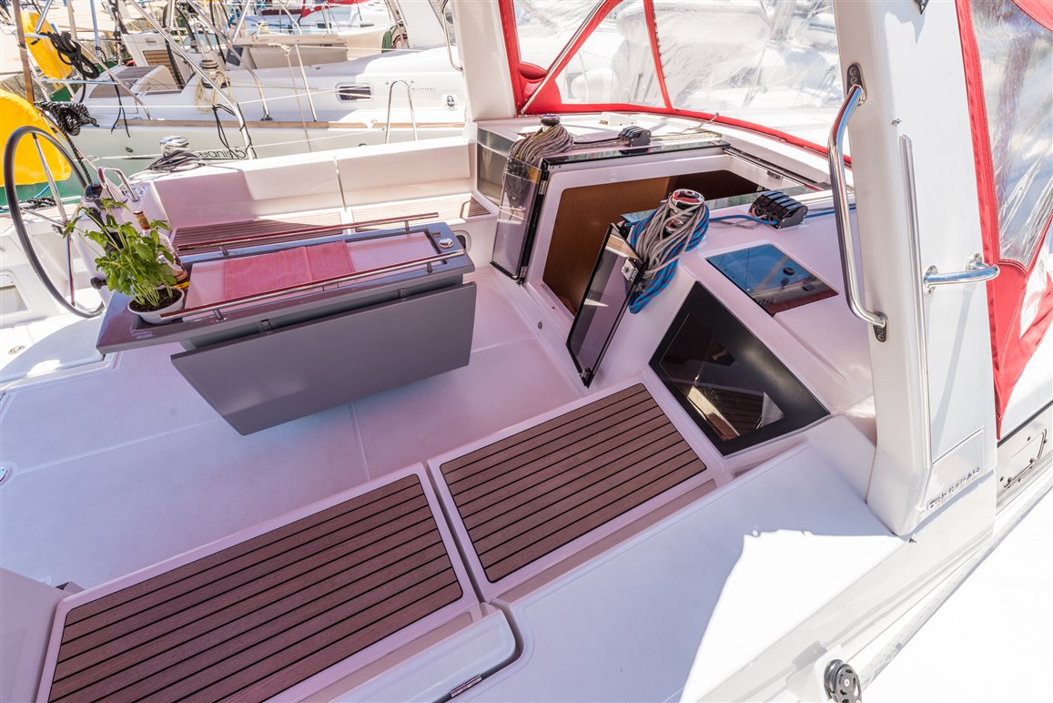 Oceanis 45 Innenansicht