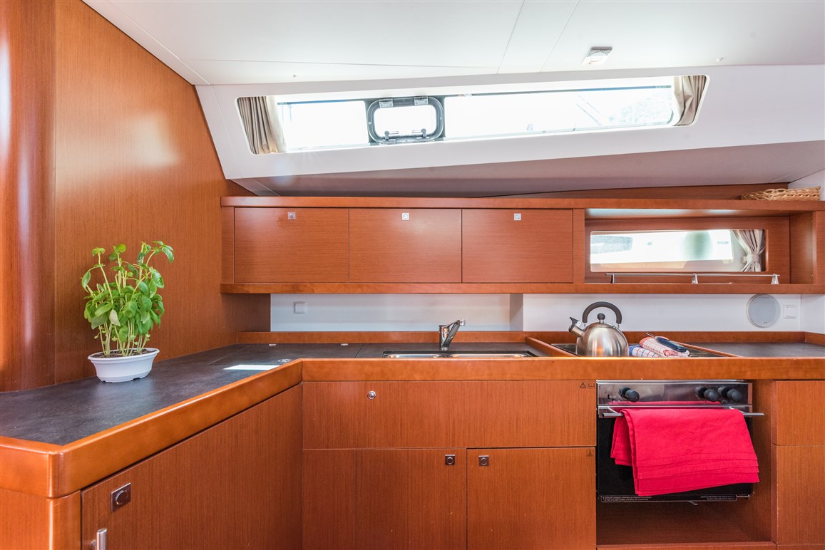 Oceanis 45 Innenansicht