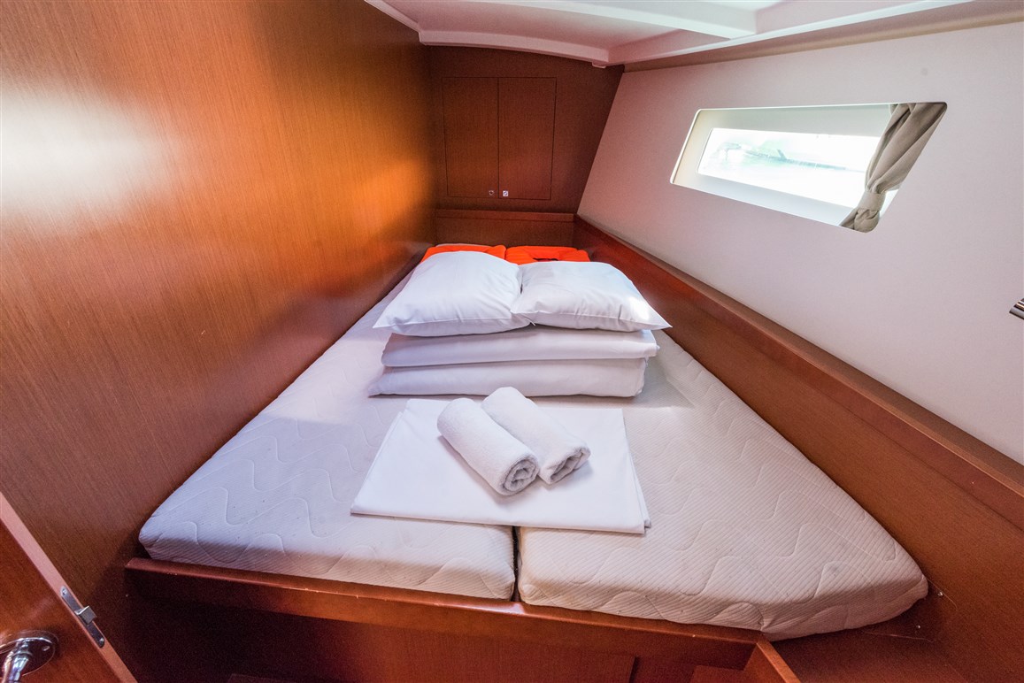 Oceanis 45 Innenansicht