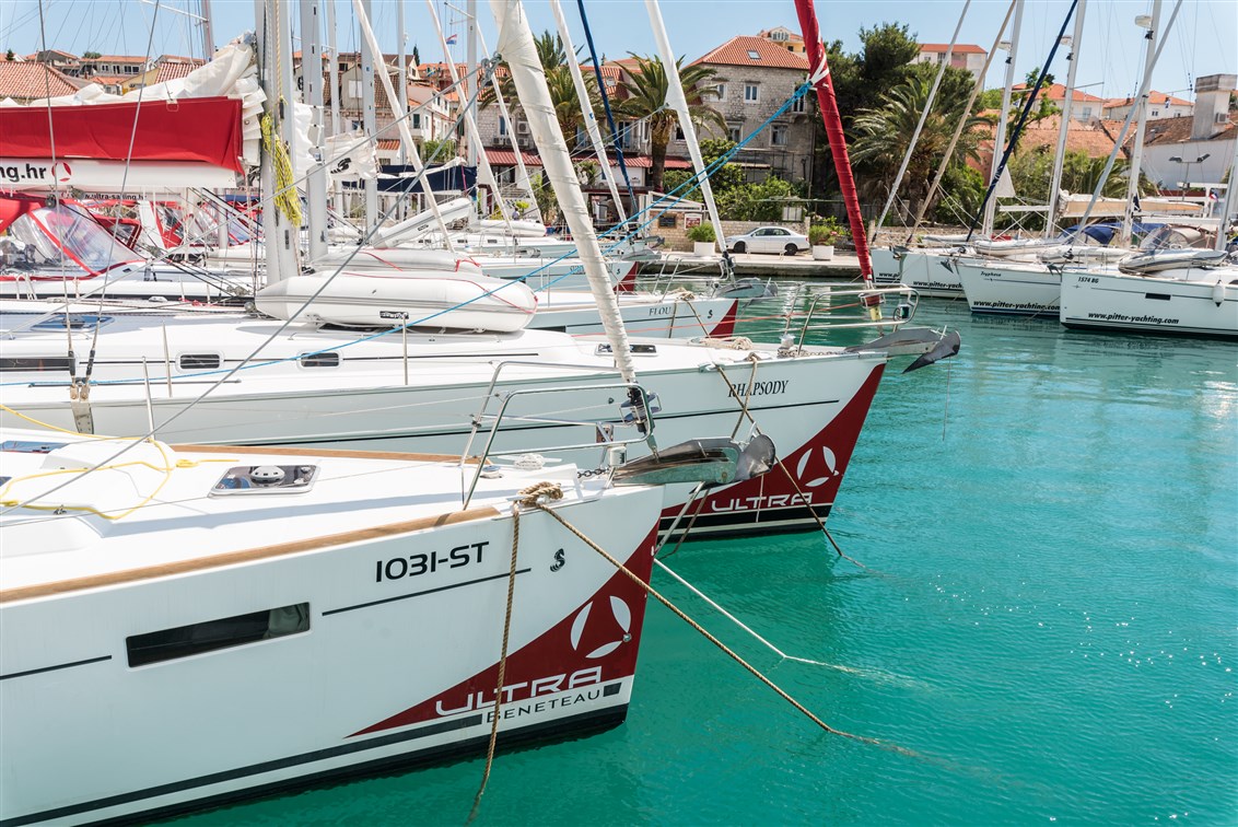 Oceanis 45 Innenansicht