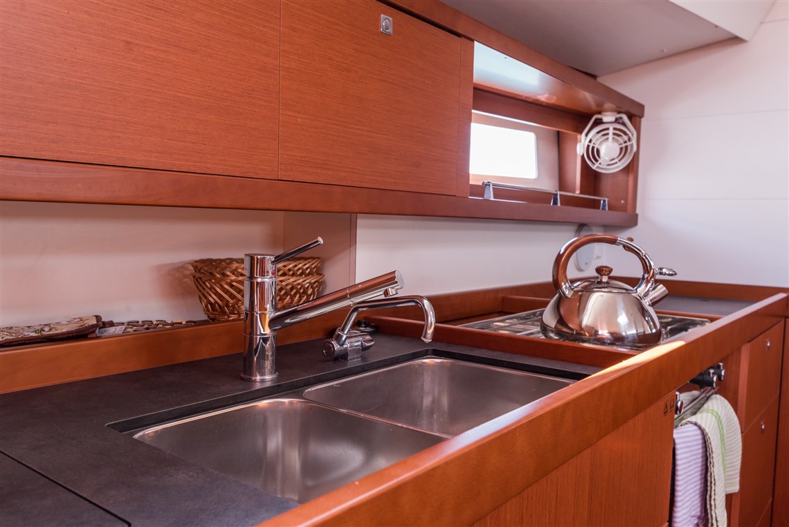 Oceanis 45 Innenansicht