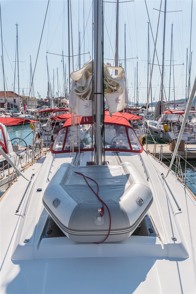 Oceanis 45 Innenansicht