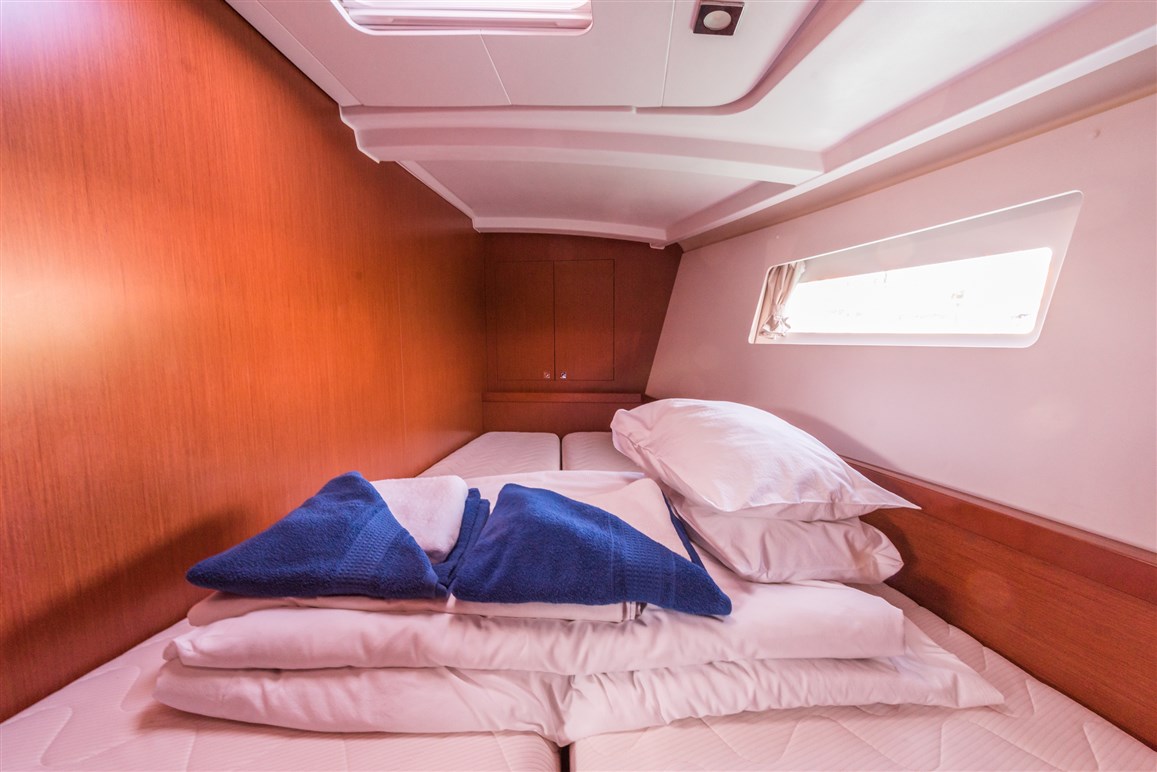 Oceanis 45 Innenansicht