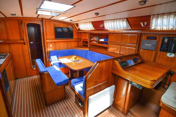 Bavaria 42 Innenansicht