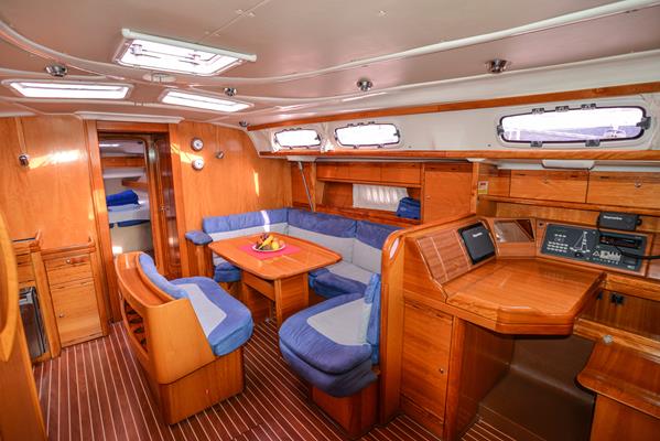 Bavaria 46 Cruiser Innenansicht