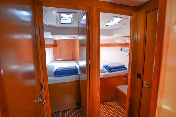 Bavaria Cruiser 45 Alma Innenansicht