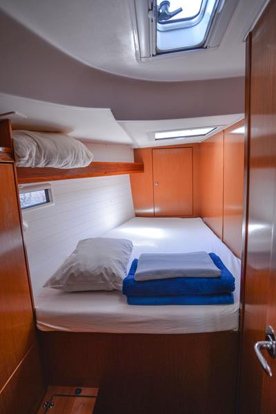 Bavaria Cruiser 45 Alma Innenansicht