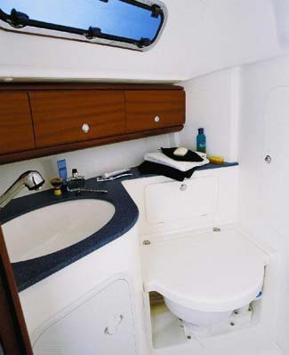 Bavaria 32 Innenansicht