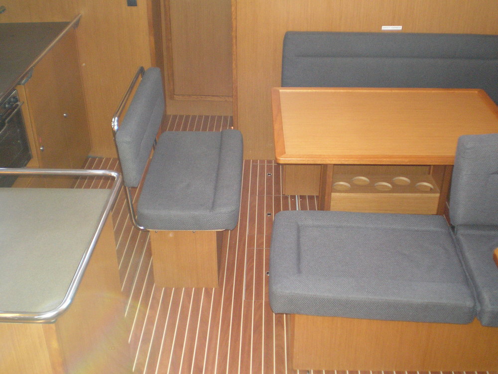 Bavaria Cruiser 45 Alma Innenansicht