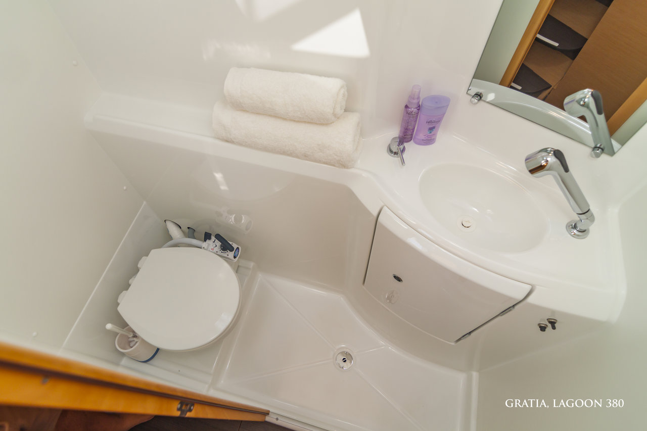 Lagoon 380 Innenansicht